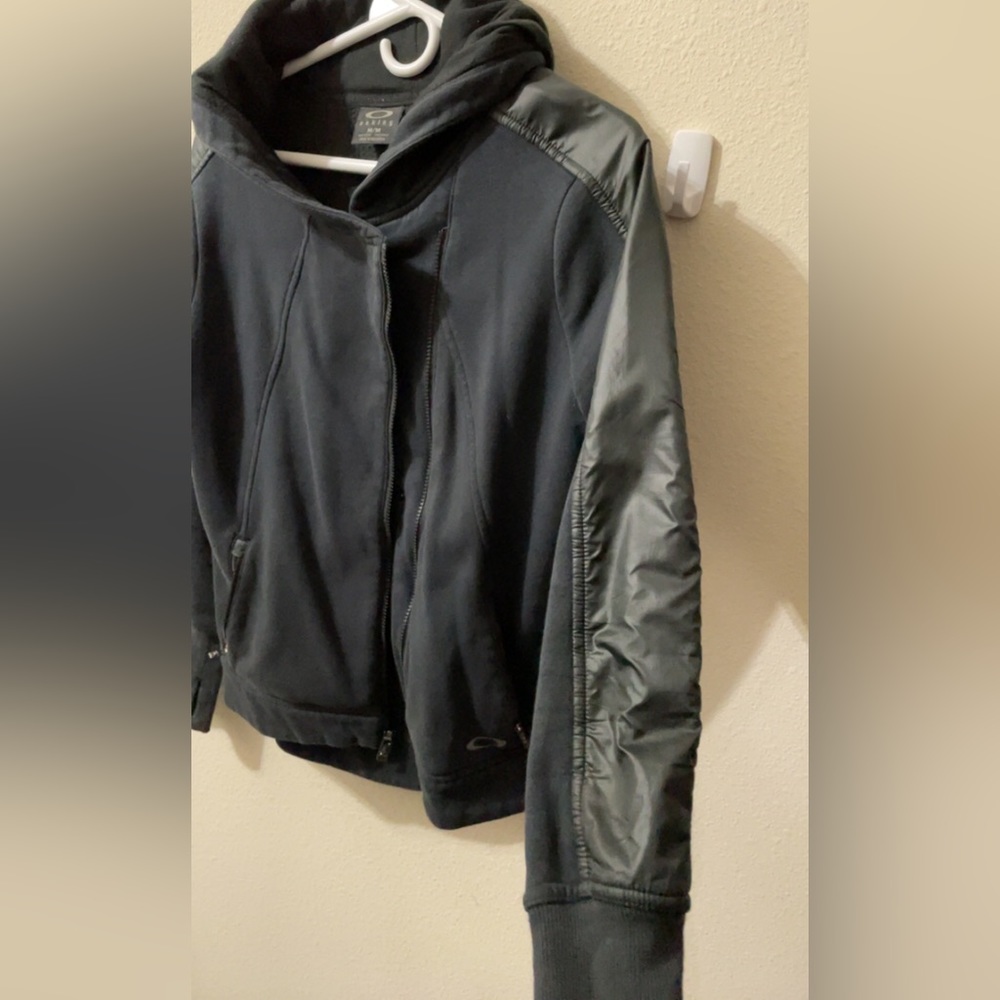 Black Oakley jacket